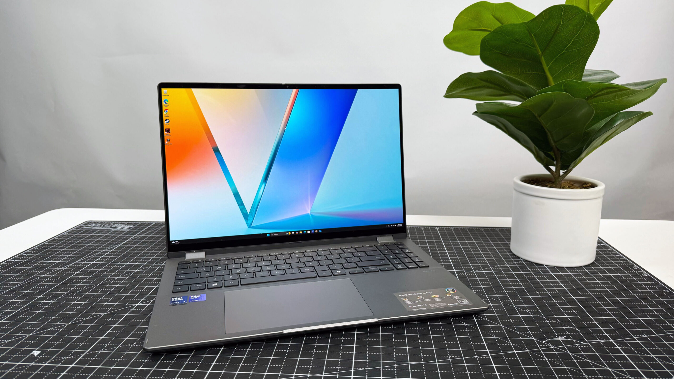 Samsung Galaxy Chromebook Plus