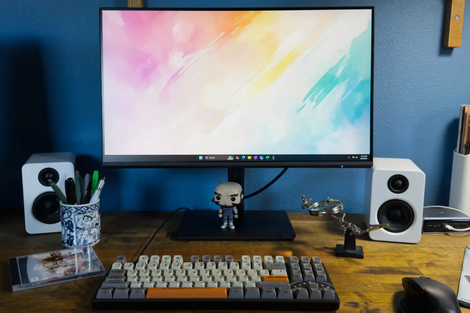Dell Ultrasharp U2724DE – Best monitor overall