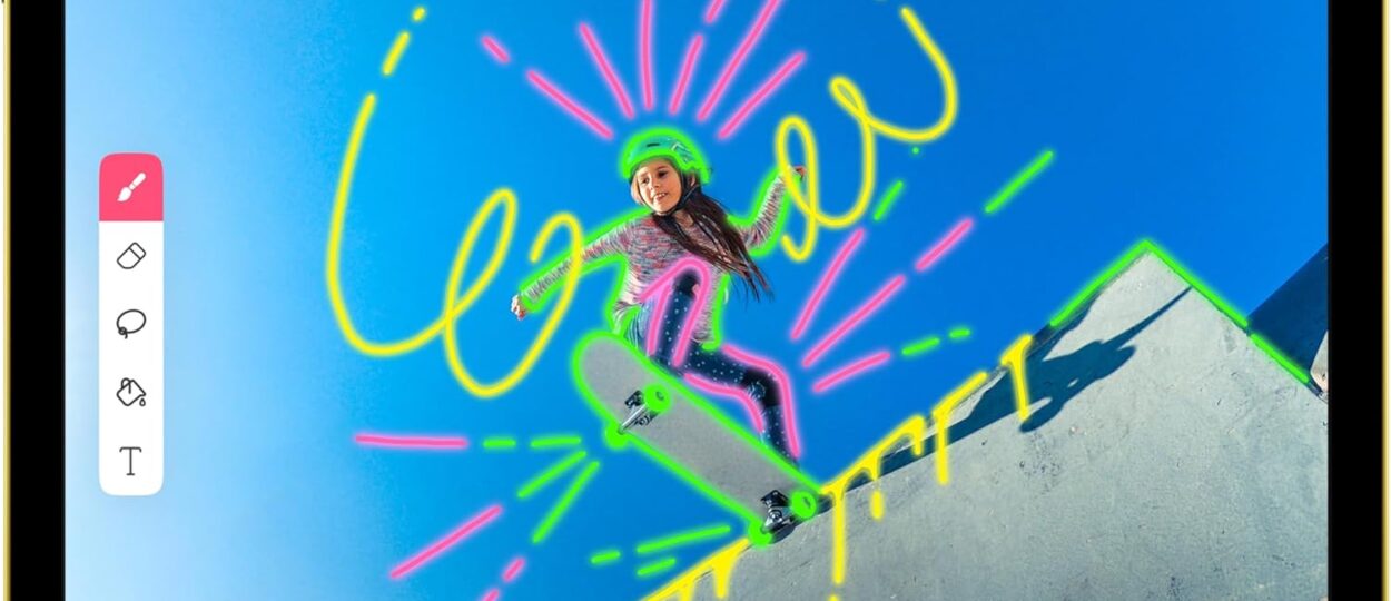 Apple Pencil (USB-C): Device Compatibility Check Required - Pixel-Perfect Precision, Tilt Sensitivity, Perfect for Note-Taking, Drawing, and Signing Documents. Charges and Pairs with USB-C