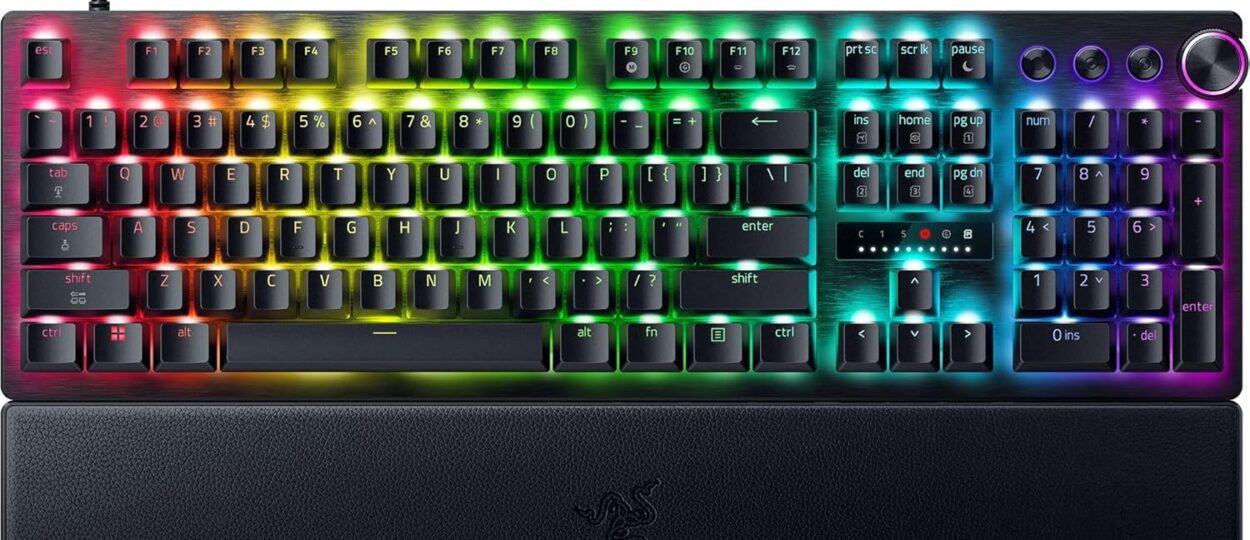 Razer Huntsman V3 Pro 8KHz Esports Keyboard – Ultra-Fast Analog Optical Switches & Snap Tap Technology